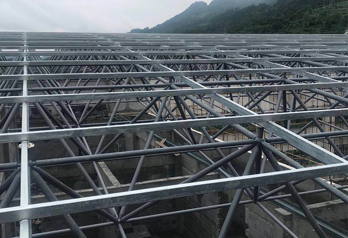 公主岭仁怀冠英学校艺体楼网架